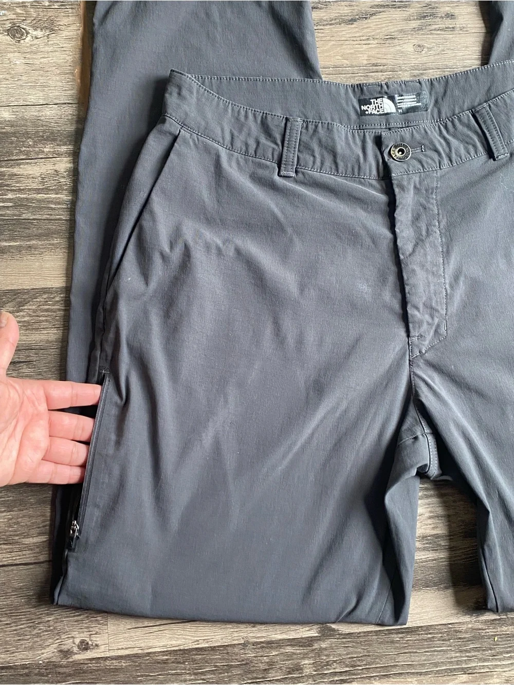 The North Face Men's Gray Hiking Pants Size 31 Outdoor